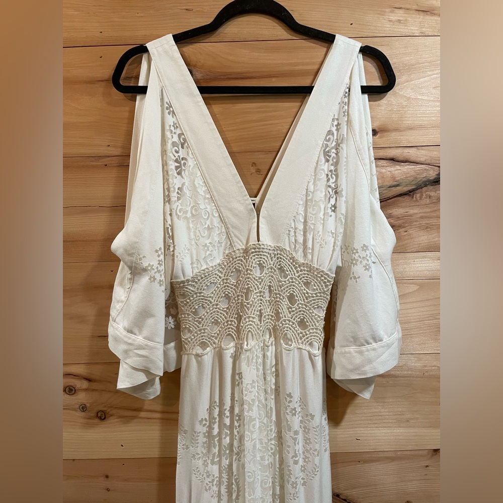 Elegant Off-White Farm Rio Solana Dress Size S - Picture 4 of 16